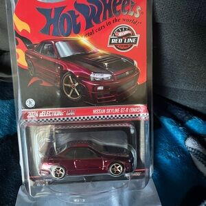 Mattel Hot Wheels Red Nissan Skyline GT-R (BNR34)